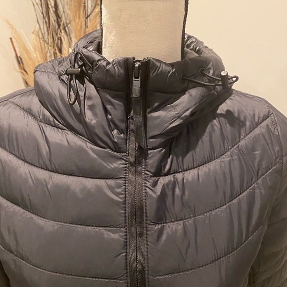 ✨Gap (NWOT) Lightweight Puffer Jacket Size XS✨ - Picture 6 of 13